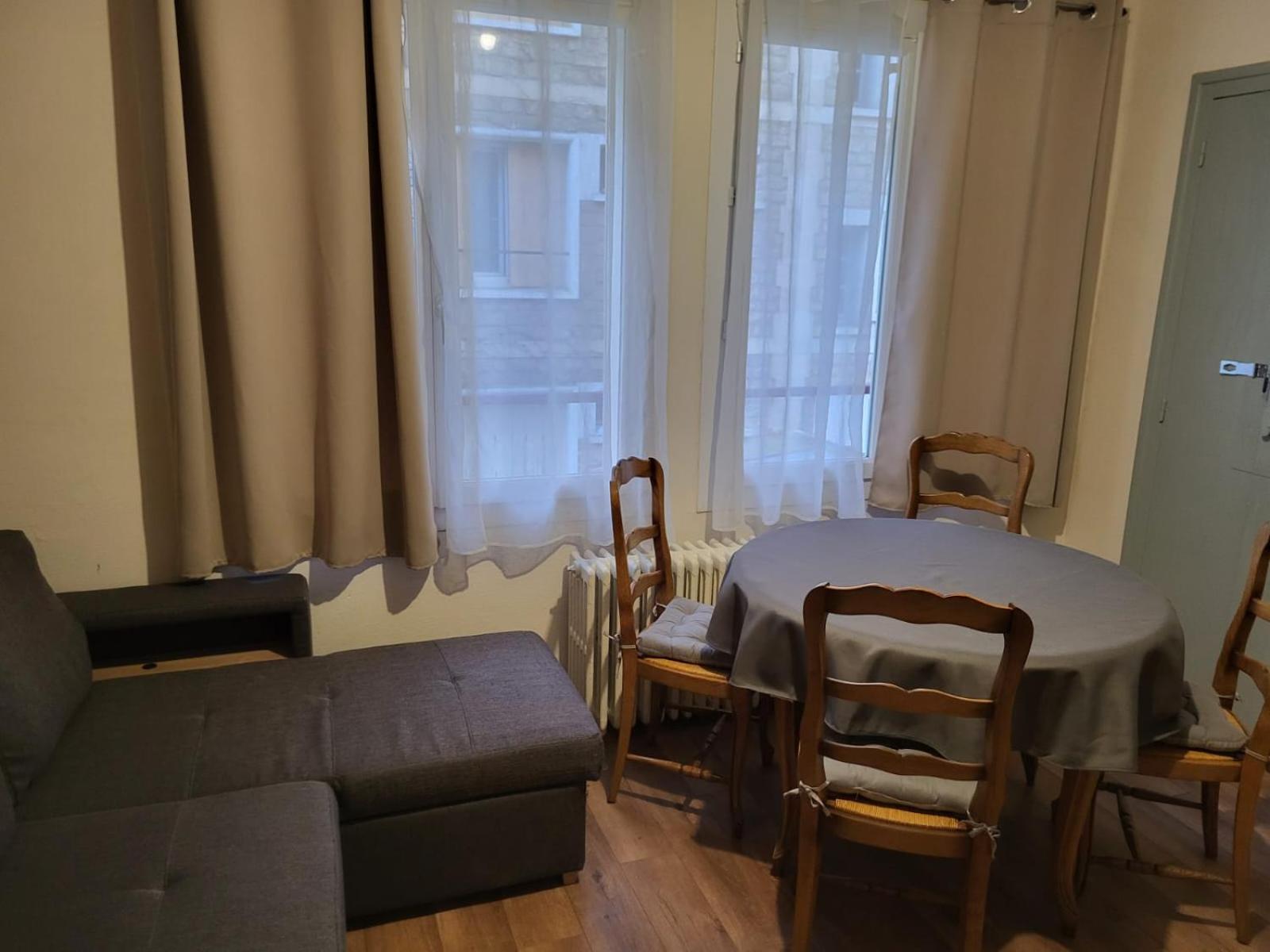2 Chambres Chez L'Habitant Поатие Екстериор снимка