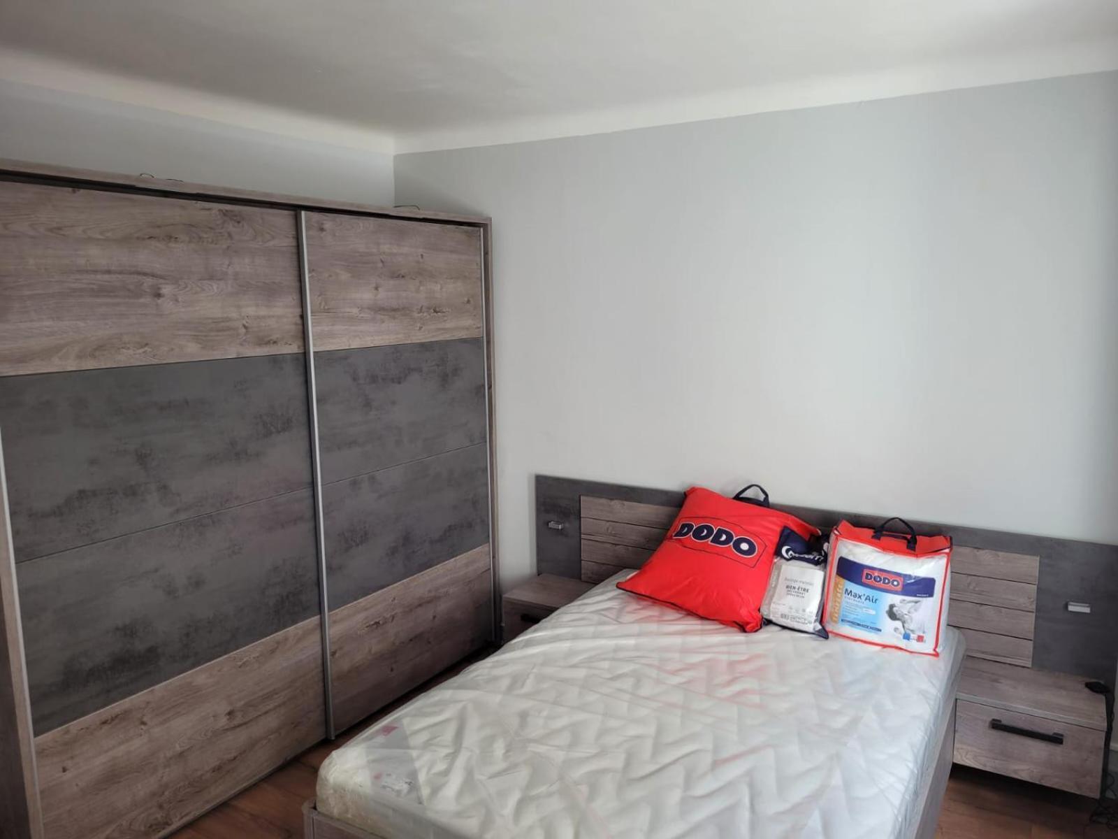 2 Chambres Chez L'Habitant Поатие Екстериор снимка